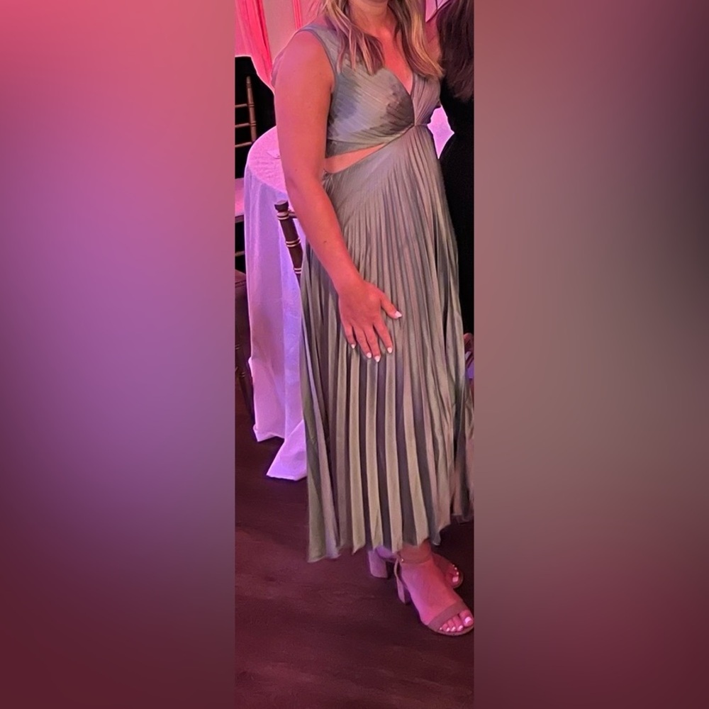 Abercrombie Giselle pleated cut out midi dress